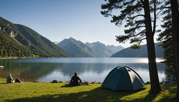 Venez découvrir le lac de saint jean plat de corts depuis le camping vallespir